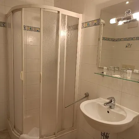 Kollerhof Зелена-Льгота
